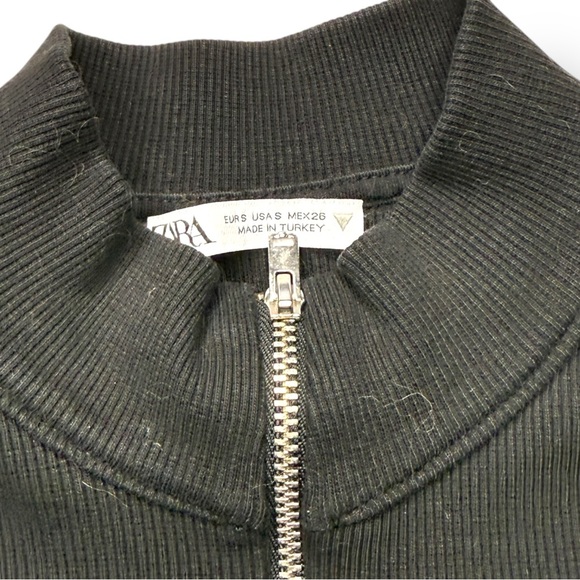 Zara Black Long Sleeve Top with Front Zip - Picture 3 of 3